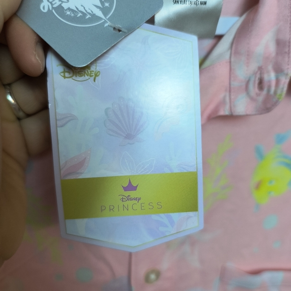 Disney The Little Mermaid Flounder Camp Shirt Size XL Button Down Pink Rare vaca - Picture 6 of 10